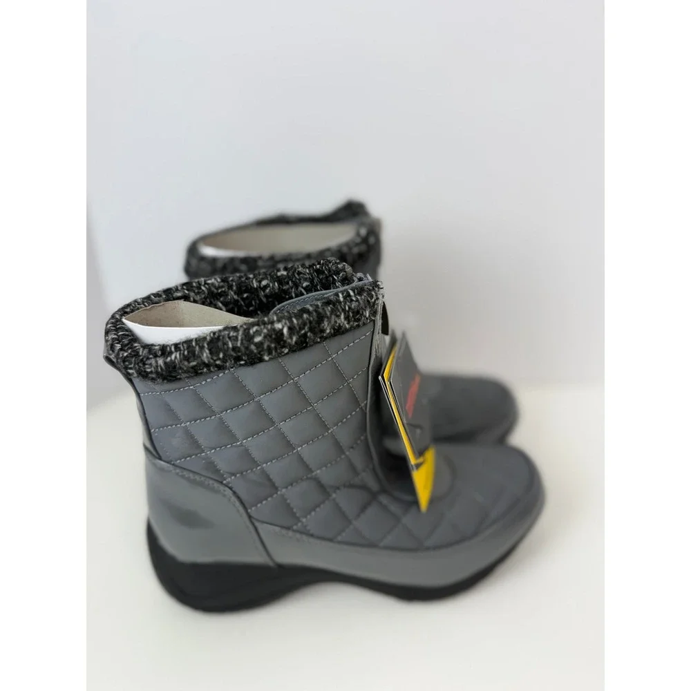 Khombu Megan Grey Waterproof Boots Memory Insoles‎ Sz 6 M New